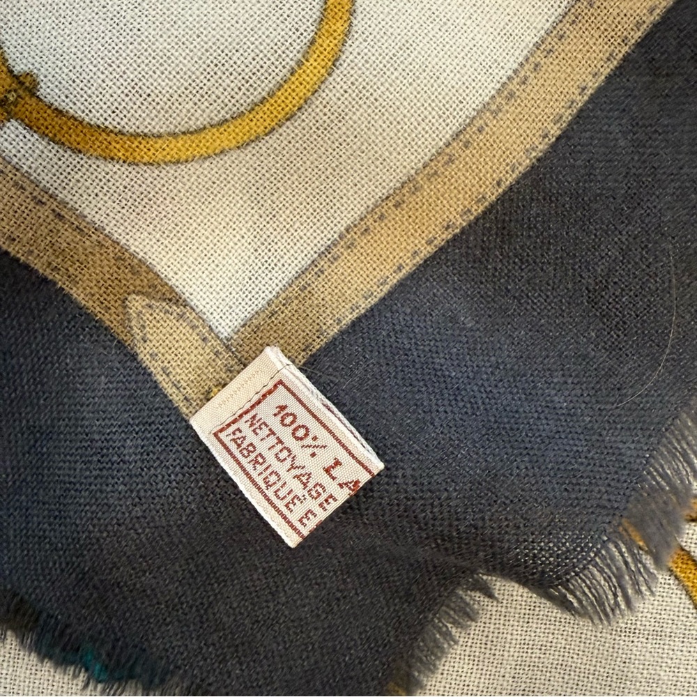 Celine Silk Scarf 90 Carré Floral Navy Ivory Made in France - Picture 10 of 14